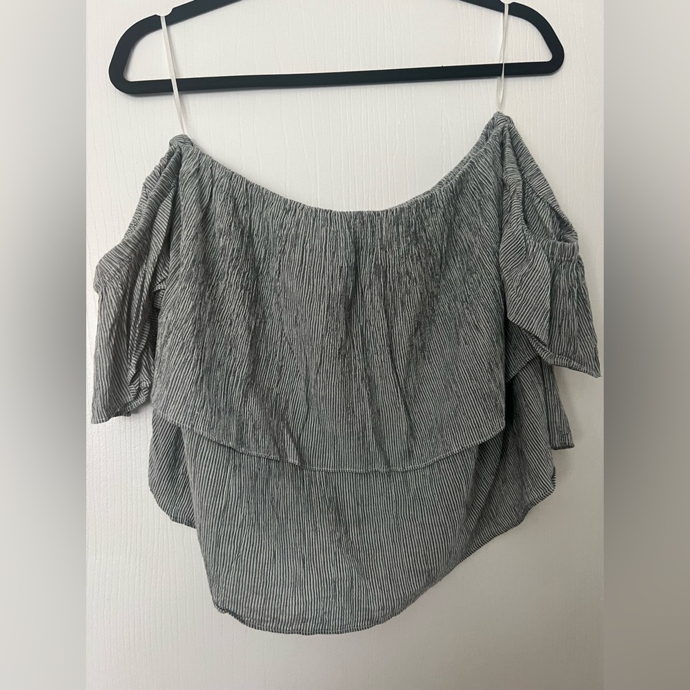 Lucky Brand Gray Off the Shoulder Top